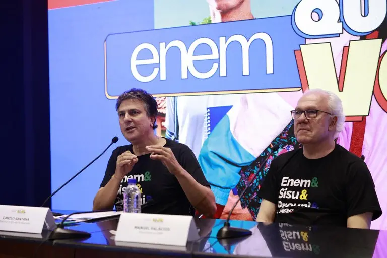 Imagem da notícia: MEC diz que Enem 2025 teve 70% de presença e 1,7 mil eliminados 
