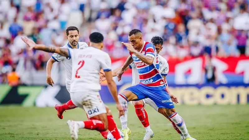 Imagem da notícia Como era o Fortaleza que enfrentou o Bahia no 1º turno?; confira mudanças