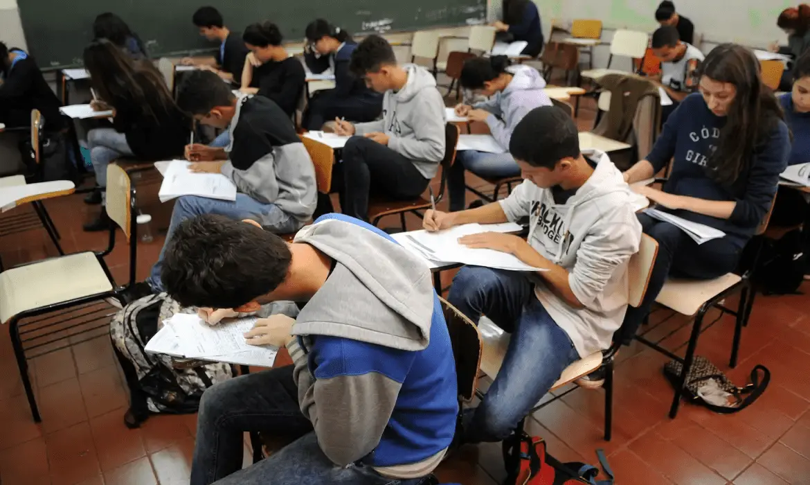 Imagem da notícia: Ceará já registrou caso de acesso antecipado a questões do Enem em 2011; relembre 