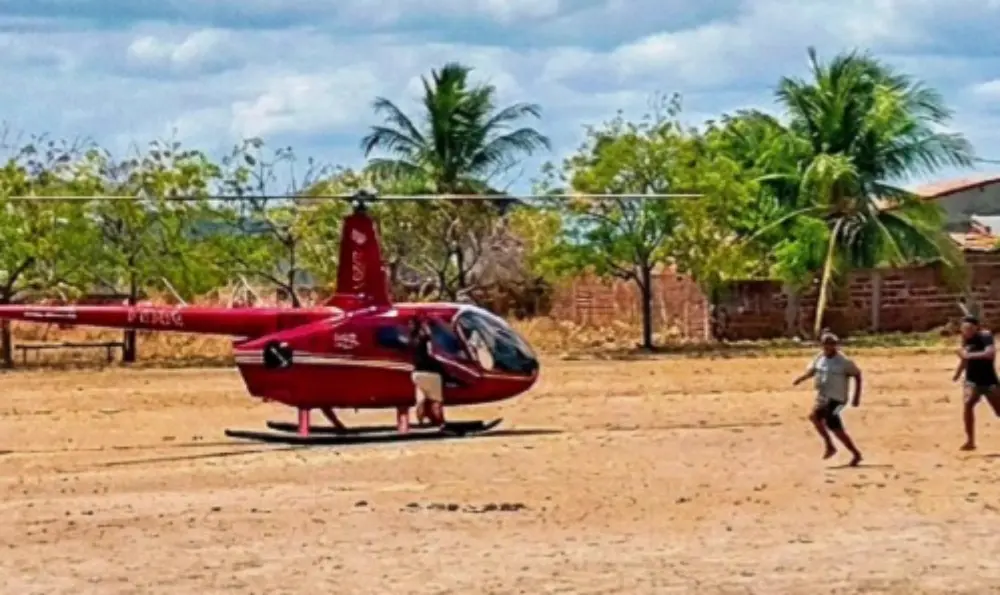 Imagem da notícia: Helicóptero faz pouso de emergência e passageiros são assaltados no Ceará