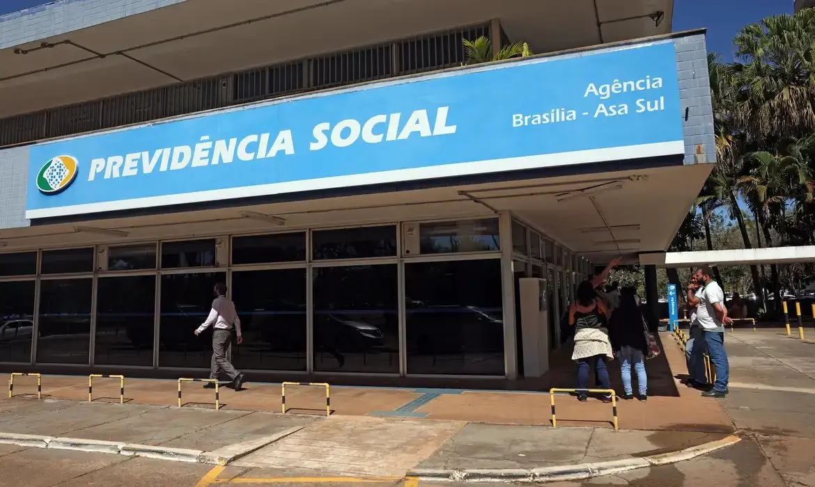 Imagem da notícia Biometria passa a ser obrigatória para novos beneficiários do INSS