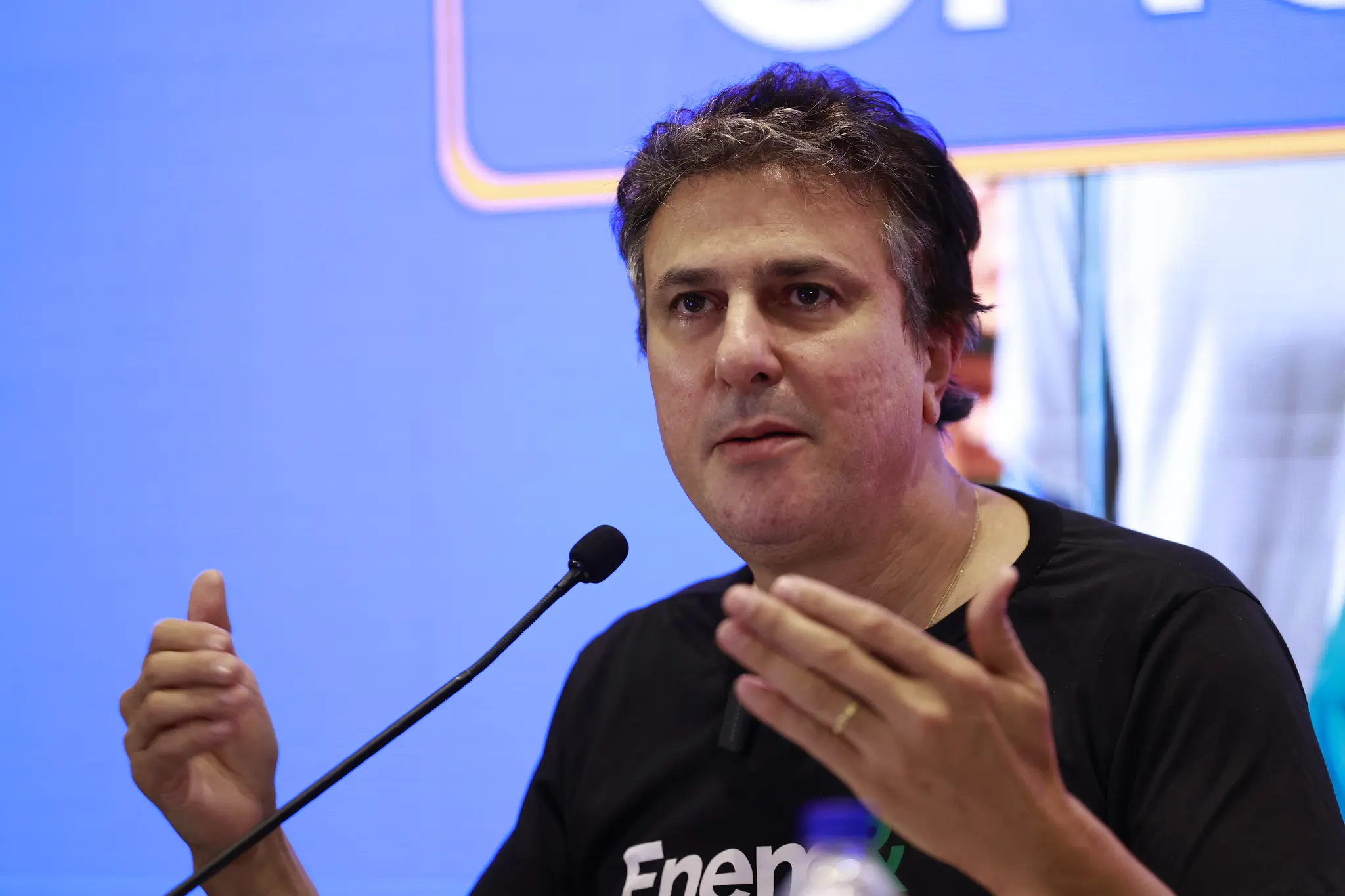 Imagem da notícia: Camilo Santana garante que Enem 2025 não será cancelado após questões anuladas 