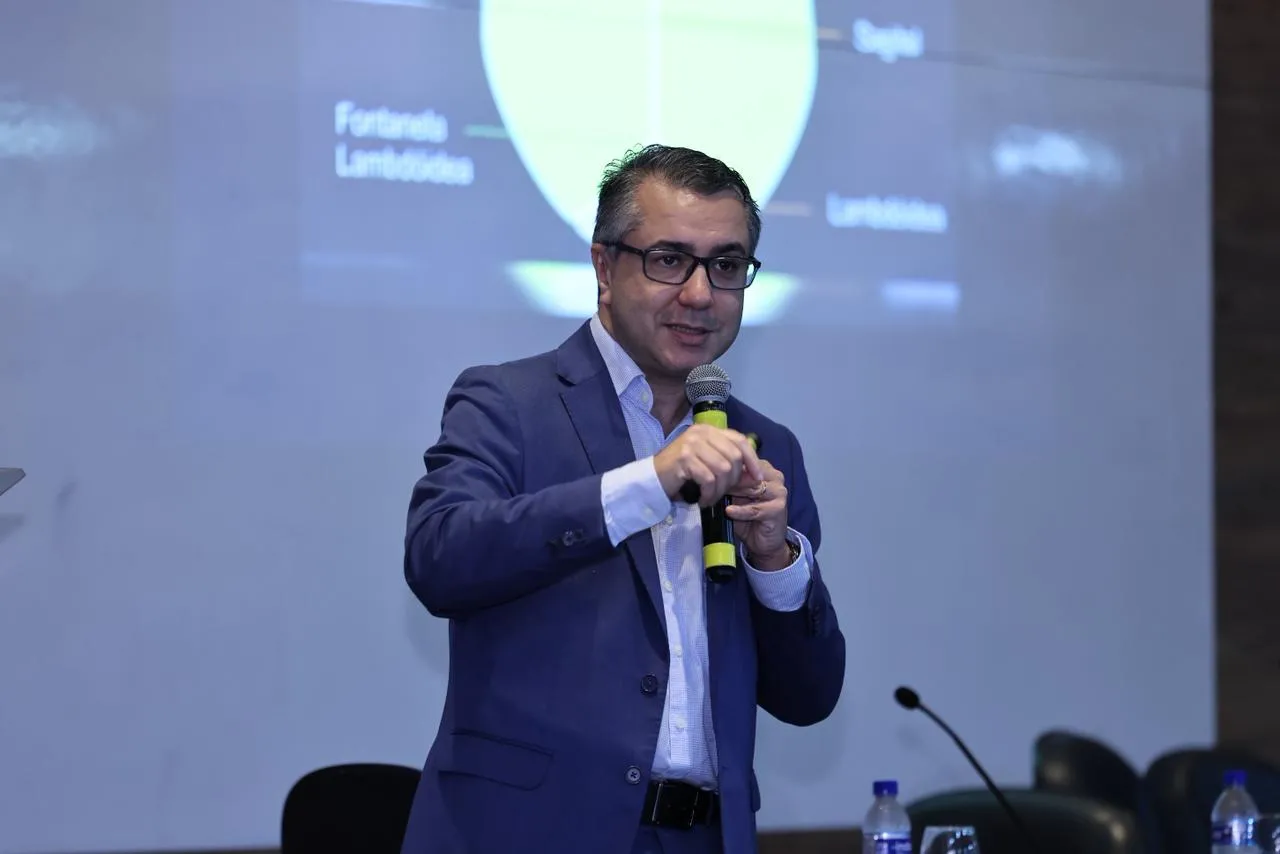 Eduardo Jucá é o atual presidente da Sociedade Brasileira de Neurocirurgia Pediátrica.
