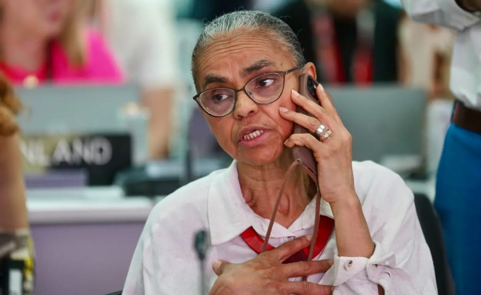 Imagem da notícia COP30 termina sem consenso sobre uso de combustíveis fósseis