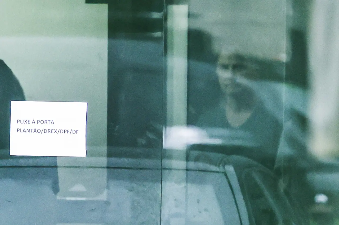 Imagem da notícia Em decisão unânime, Primeira Turma do STF decide manter Bolsonaro preso