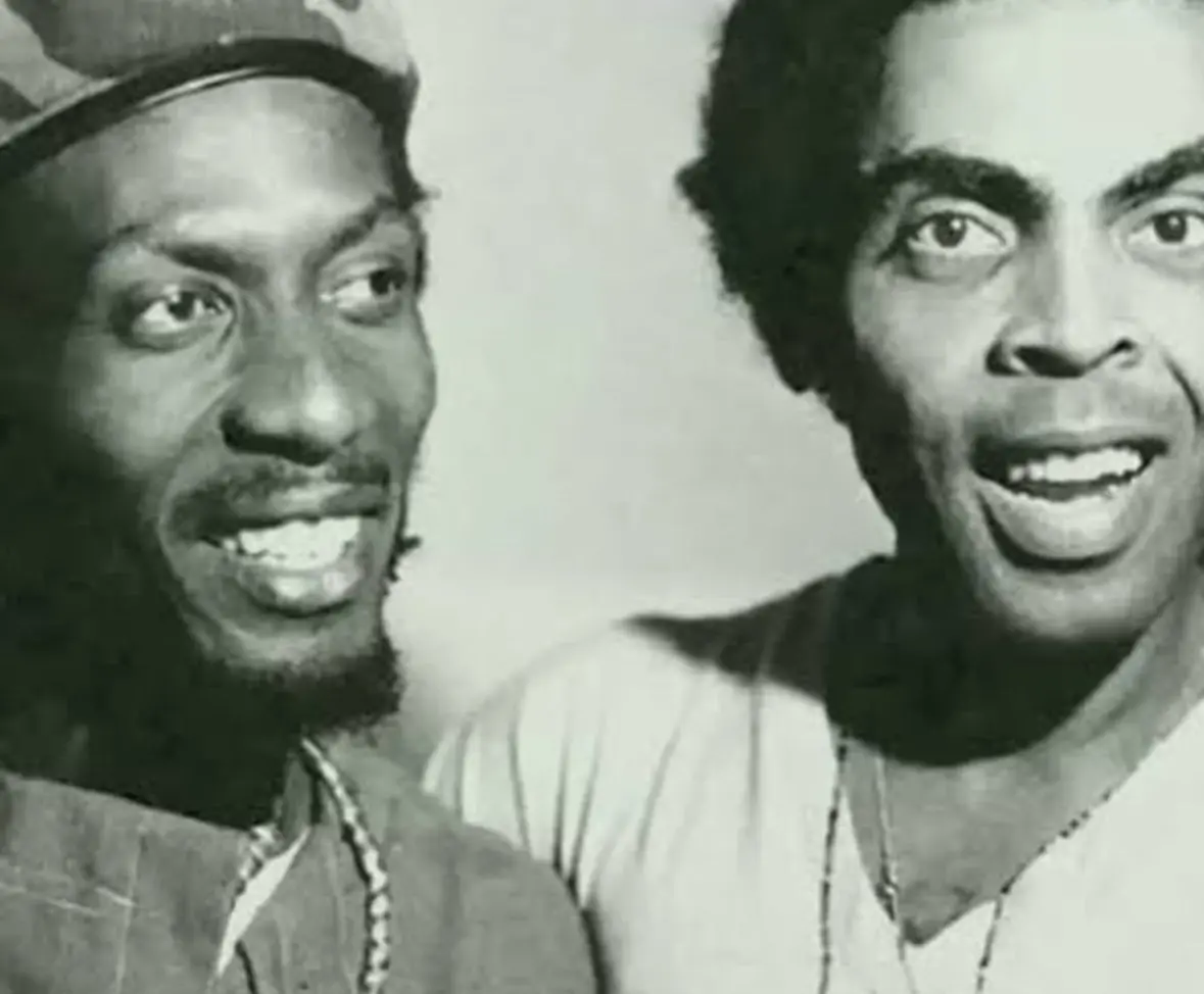 Imagem da notícia Gilberto Gil presta homenagem a Jimmy Cliff nas redes sociais: 'Obrigado por tanto'