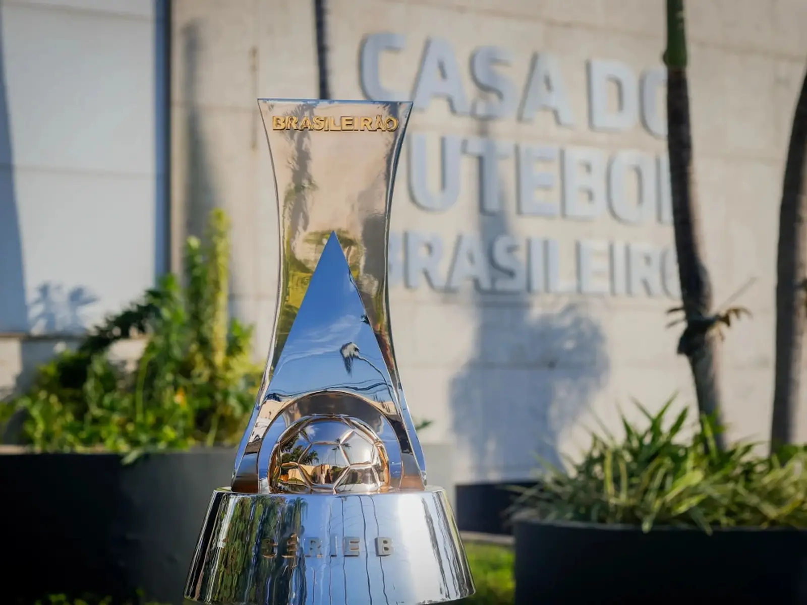 Imagem da notícia Ceará e Fortaleza possuem sete jogadores emprestados na Série B; veja desempenho