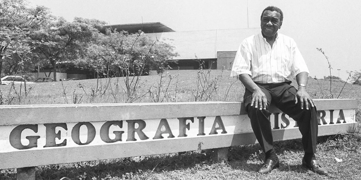 Geógrafo Milton Santos chegou a vencer o maior prêmio mundial de sua área de estudo.