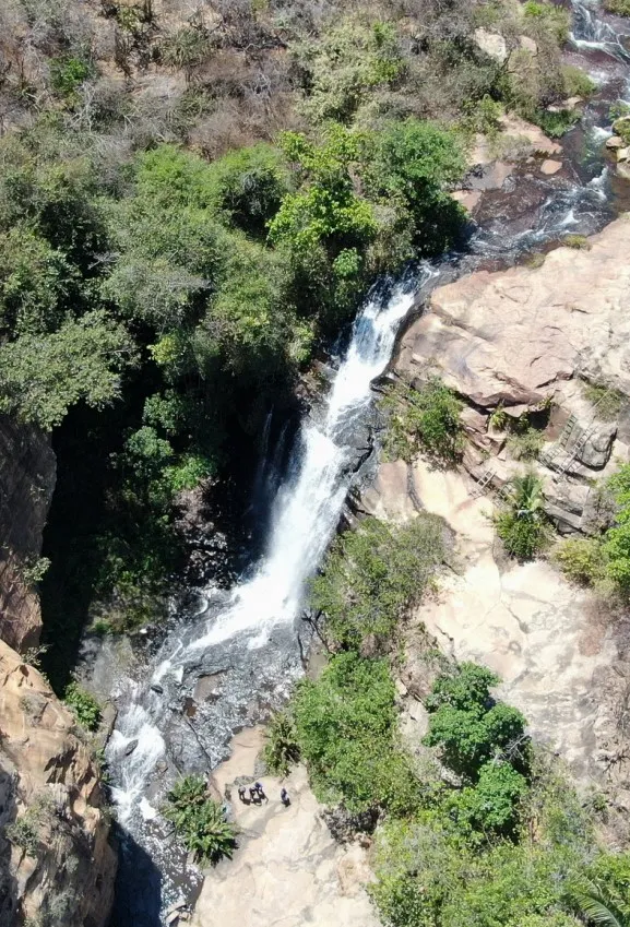 Geografia acidentada do vale onde o Jaburu está inserido pode dificultar ações de evacuação e resgate.