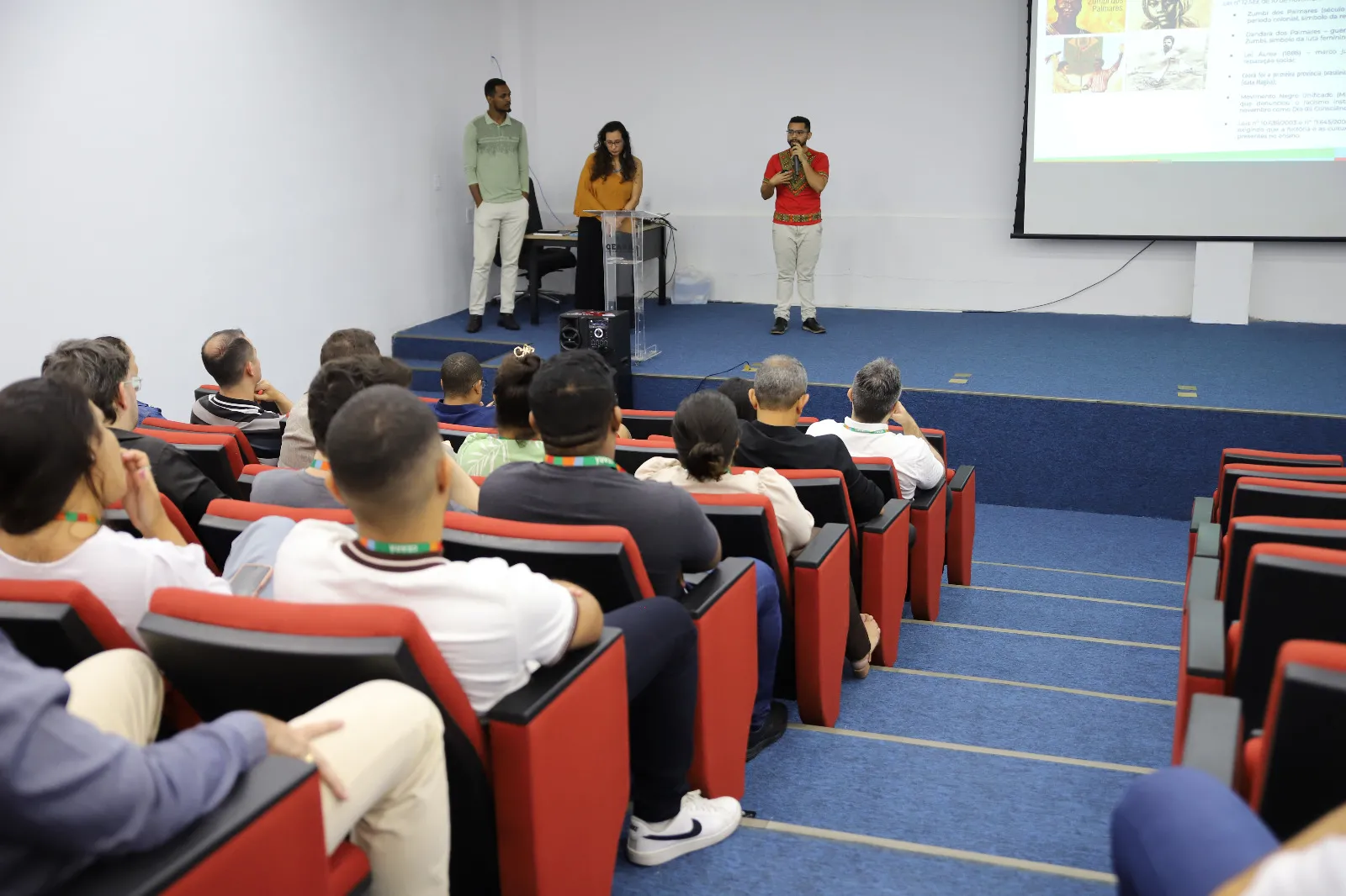 Tentativas dos órgãos de segurança para diminuir a reprodução do racismo.