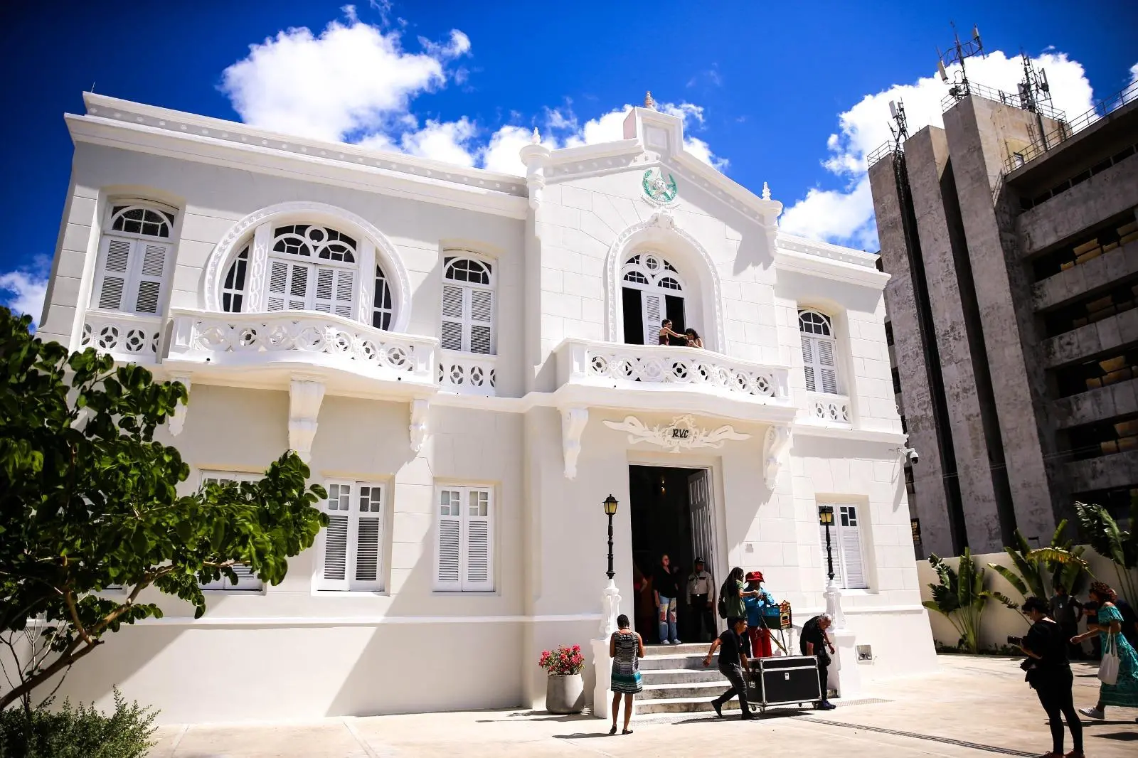 Imagem da notícia Servidores da Cultura do Ceará terão Plano de Cargos, Carreiras e Salários