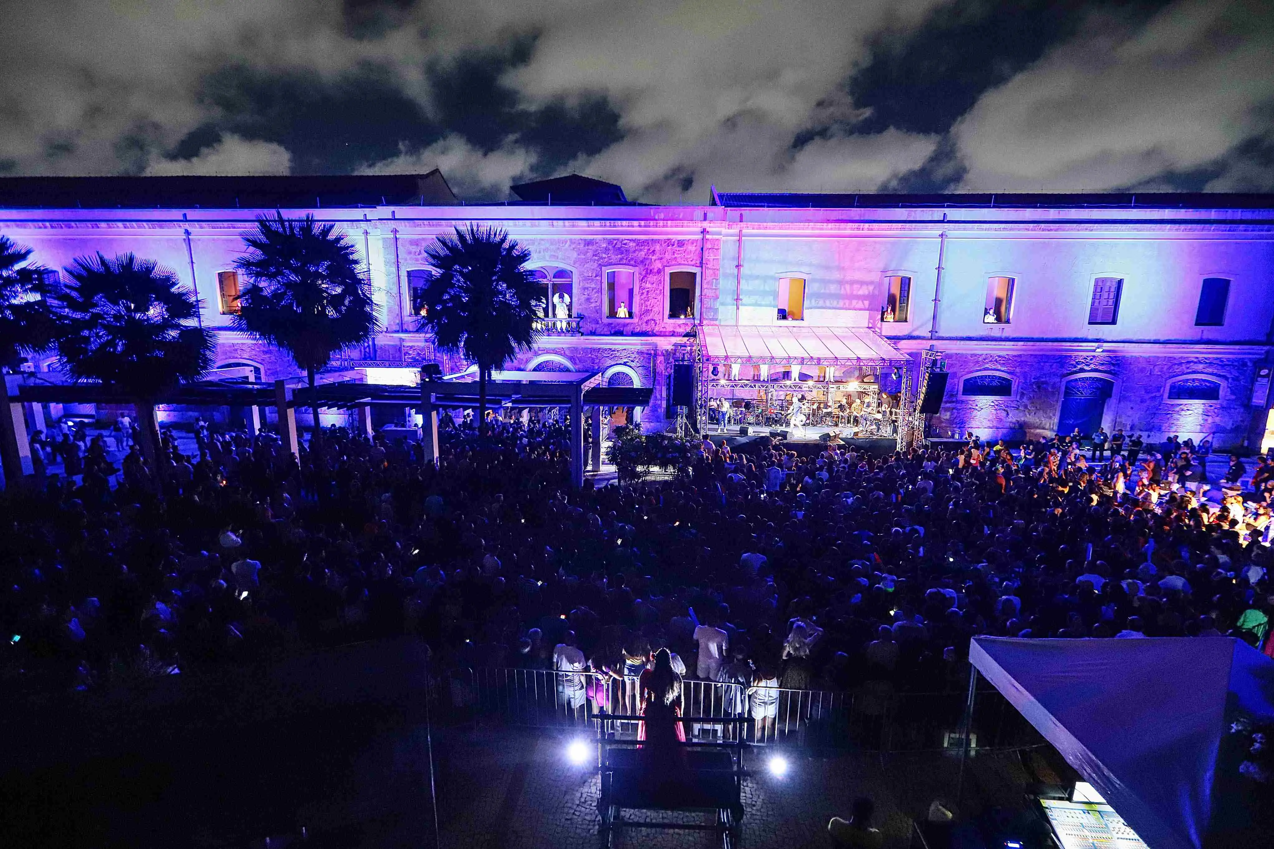 Imagem da notícia Roberta Sá faz show em espetáculo de Natal na CAIXA Cultural