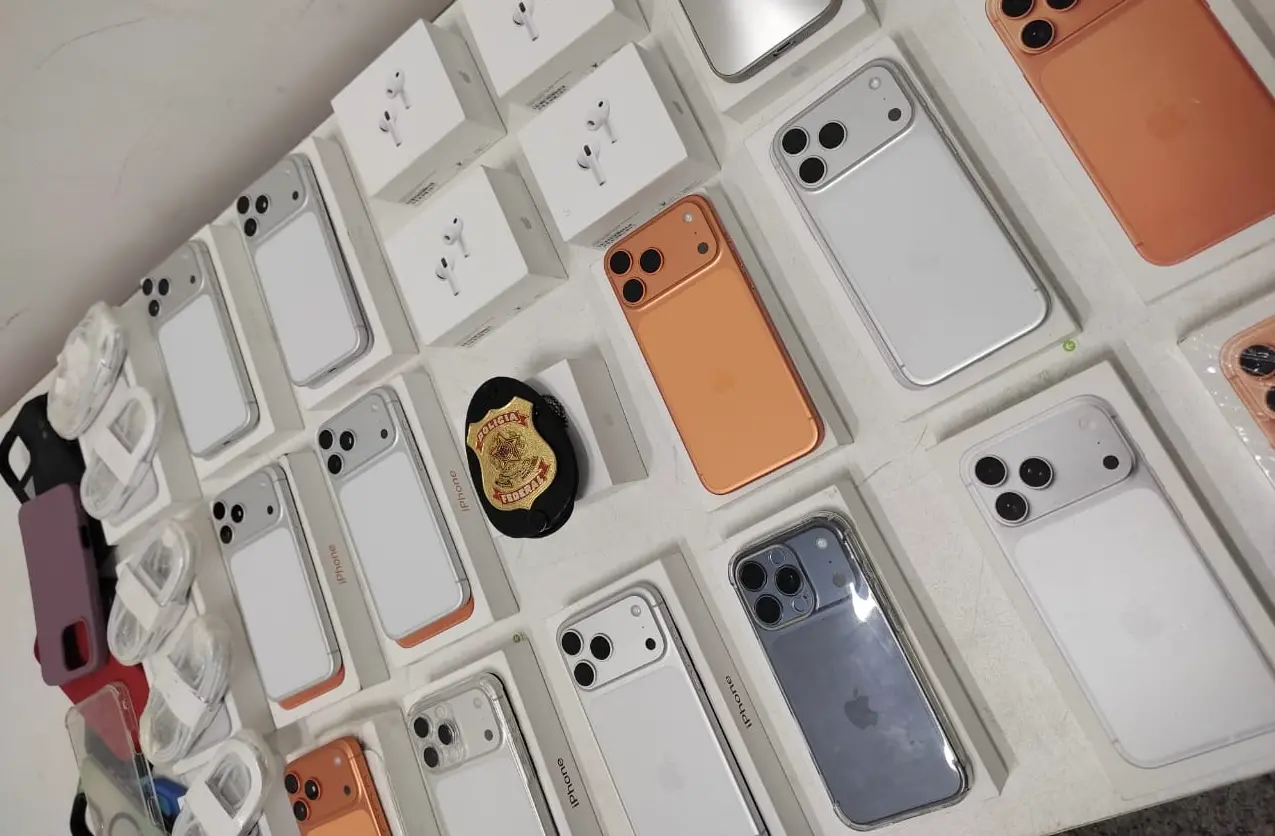 Imagem da notícia Passageira é detida no Aeroporto de Fortaleza com 11 iPhones sem documentação