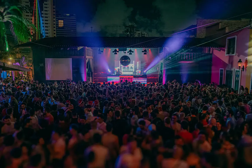 Imagem da notícia Confira roteiro de festas para curtir após a ceia de Natal em Fortaleza