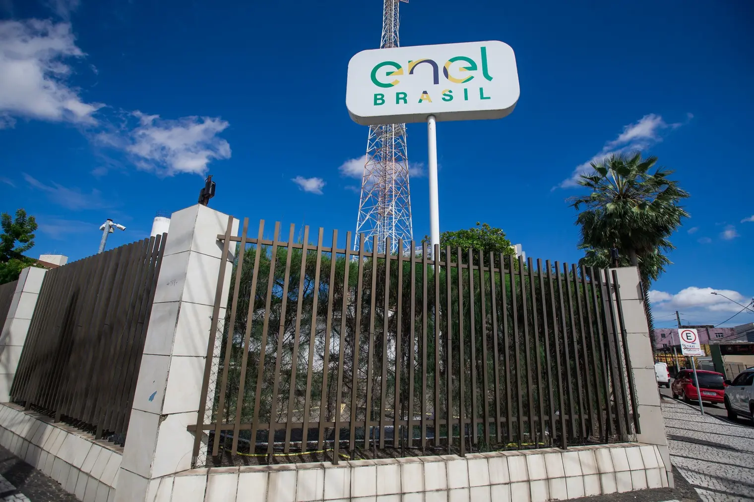 Imagem da notícia Enel Ceará diz vai recorrer de multa de R$ 20 milhões 