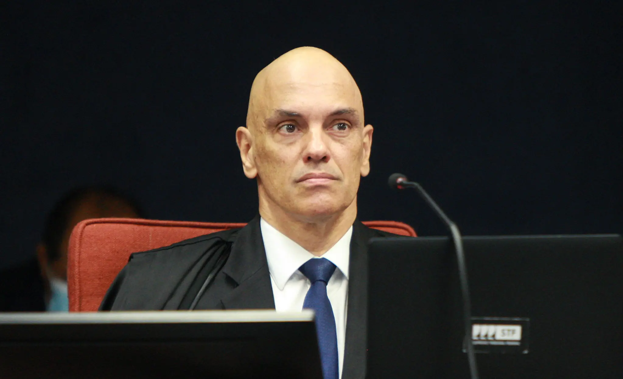 Imagem da notícia Governo dos EUA retira Moraes e esposa da Lei Magnitsky 