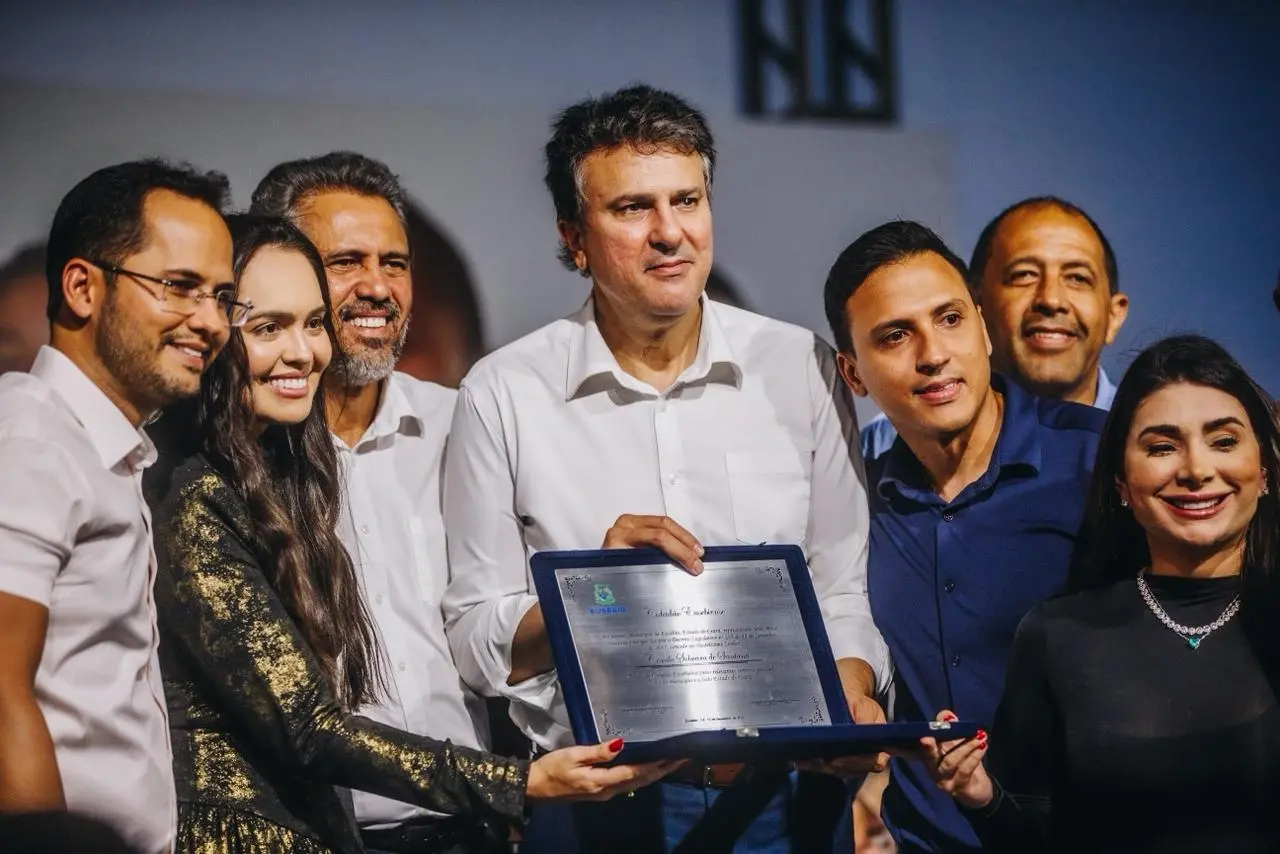 Imagem da notícia Camilo Santana e Elmano de Freitas inauguram escola de tempo integral no Eusébio