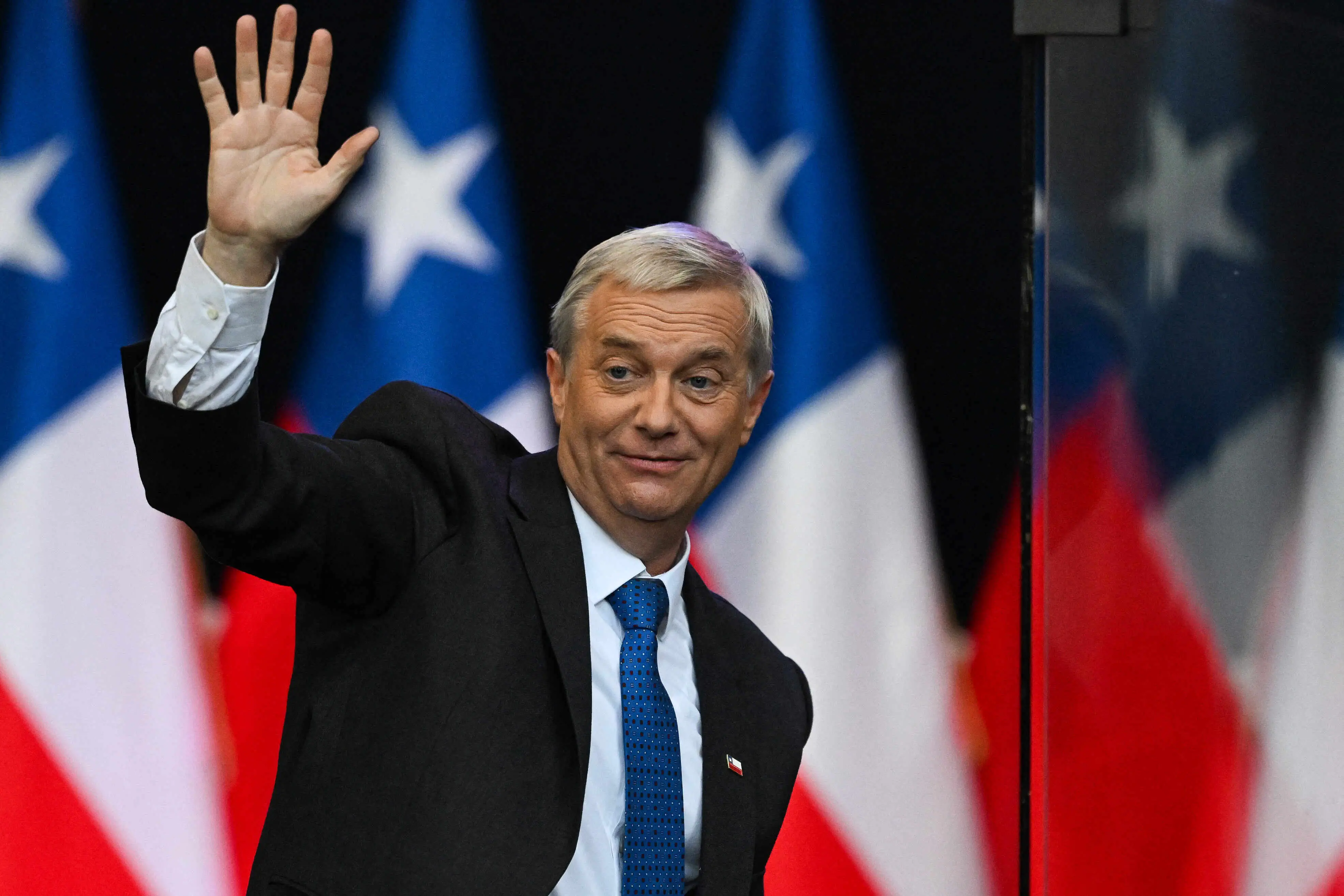 Imagem da notícia José Antonio Kast é eleito presidente do Chile; conheça o líder da direita