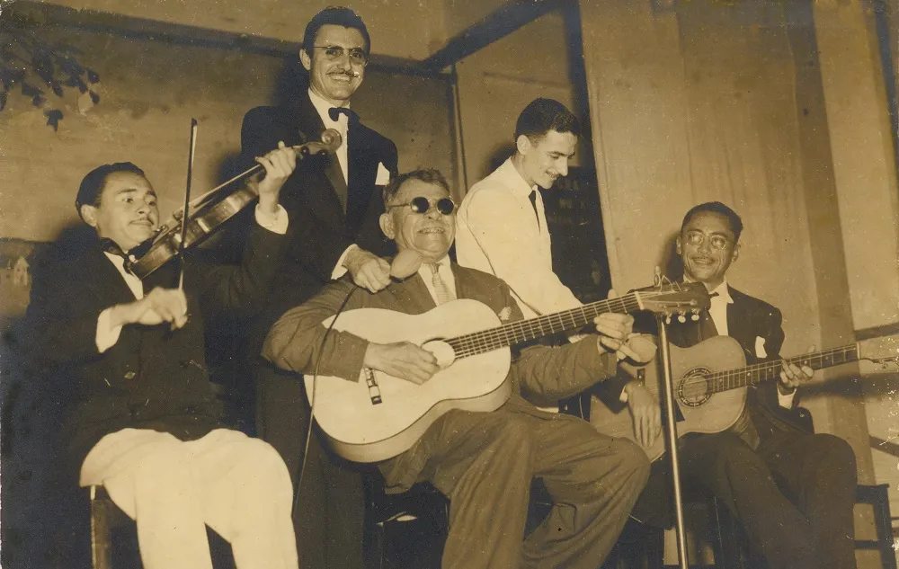 Rogaciano Leite, em 1949, com Domingos Fonseca, Cego Aderaldo e Mário Aderaldo, num congresso, em São Paulo
