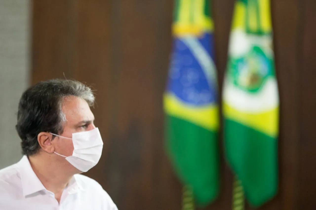 O governador destacou a necessidade de autorização para a vacina Sputik V; o Ceará adquiriu mais de 5,8 milhões de doses do imunizante