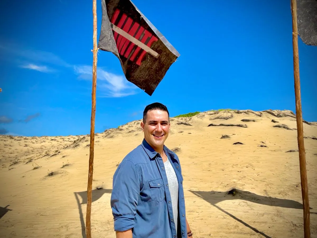 André Marques em praia do litoral do Ceará, para a gravação de 