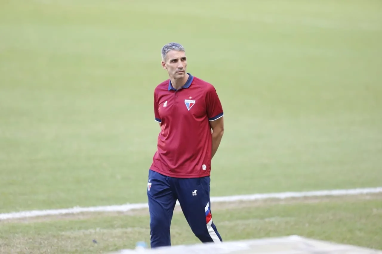 O técnico argentino Juan Pablo Vojvoda tem contrato com o Fortaleza até o fim de 2021