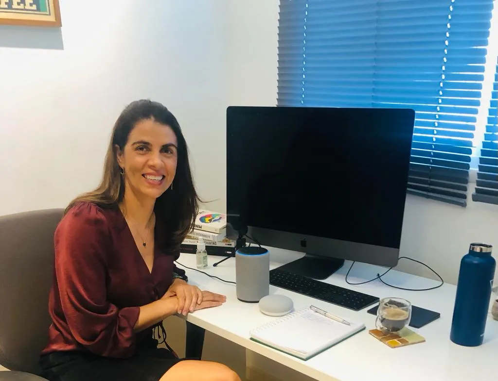Janaina Oleinik Rosa dá todas as dicas de aplicativos que facilitam a vida da mulher moderna.