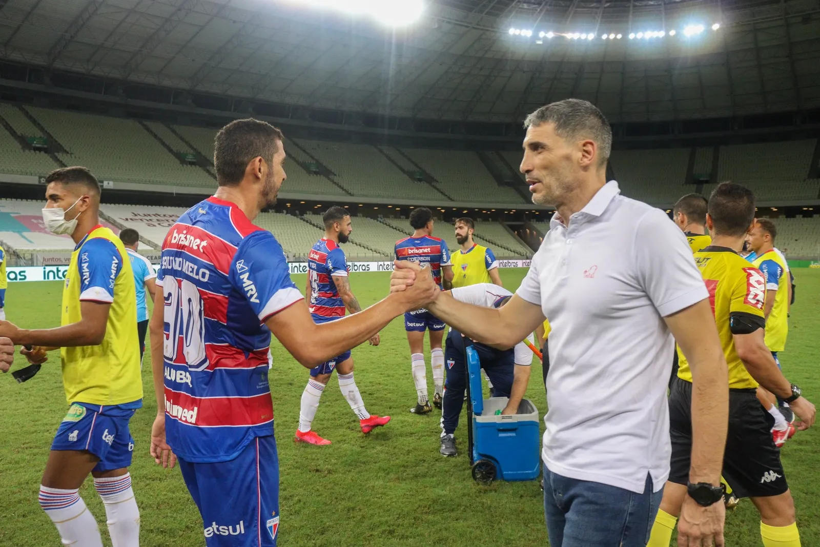 Vojvoda mantém boa relação com o elenco principal do Fortaleza