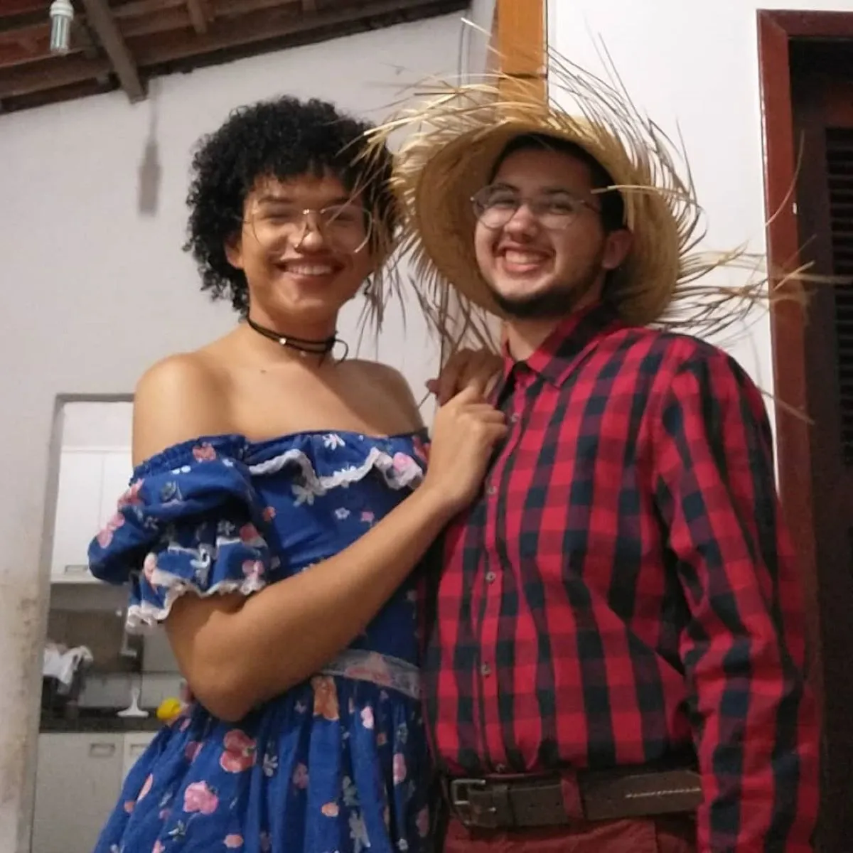 Sy e seu namorado Rodrigo Alencar tocam juntos a Larica Confeitaria