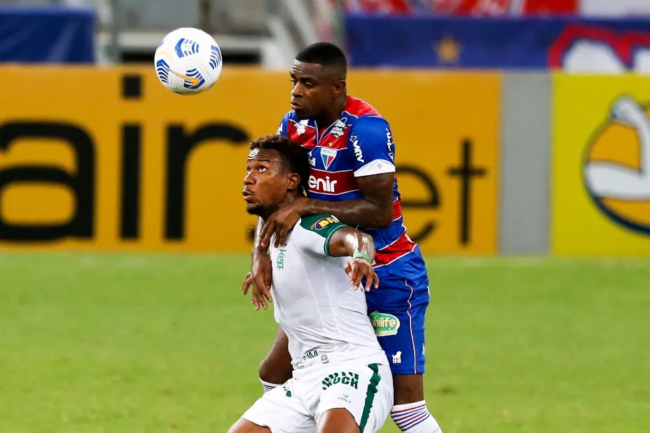 Benevenuto tem como trunfo no Fortaleza o forte jogo aéreo