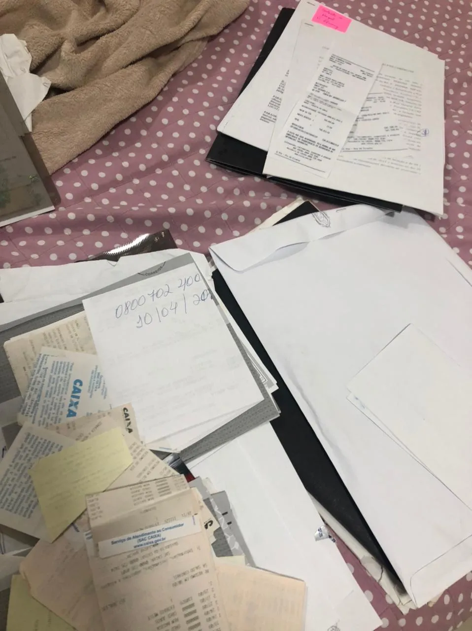 Documentos foram apreendidos durante as diligências realizadas com apoio da Polícia Civil nesta terça-feira (27) e devem passar por perícia