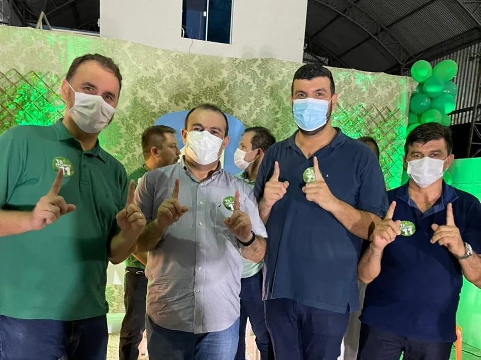 O deputado federal Moses Rodrigues (MDB) em evento de campanha no município de Martinópole