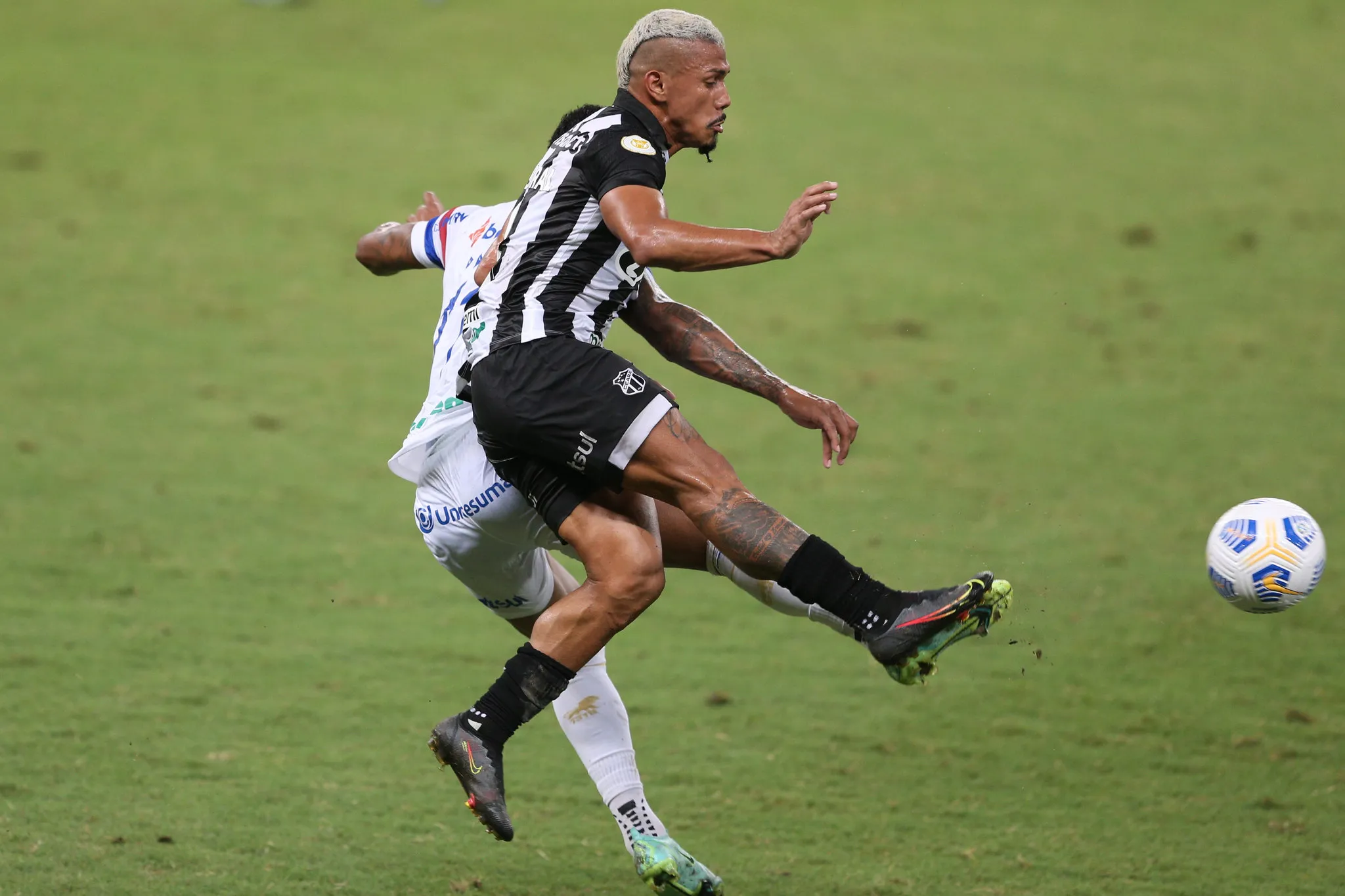 Camisa 8 tem sido implacável na marcação dos adversários
