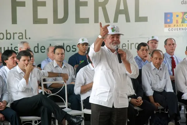 O presidente visitou Sobral e inaugurou o campus do IFCE na cidade, em 2009