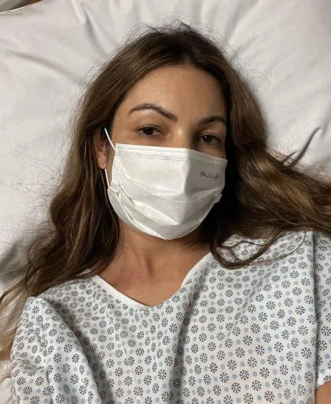 Patrícia compartilhou imagem durante a internação