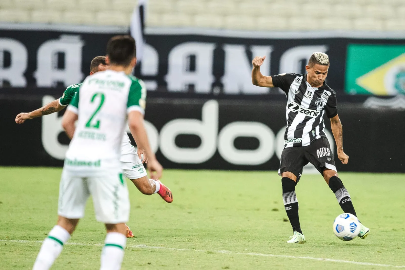 Erick entrou no 2º tempo e participou bem da partida, com movimentação e finalização