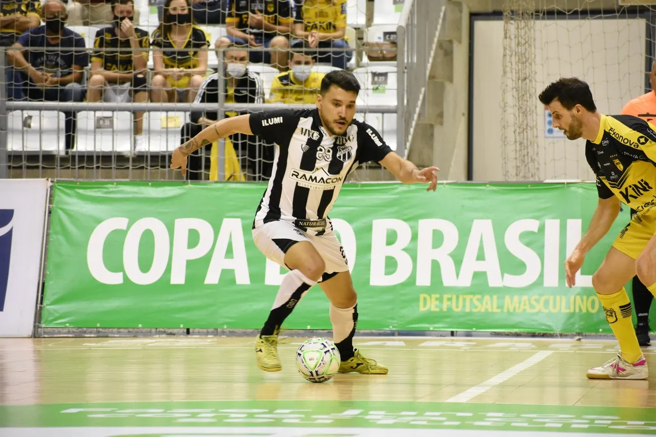 O título do Ceará na Copa do Brasil foi conquistado nos acréscimos contra o Jaraguá-SC