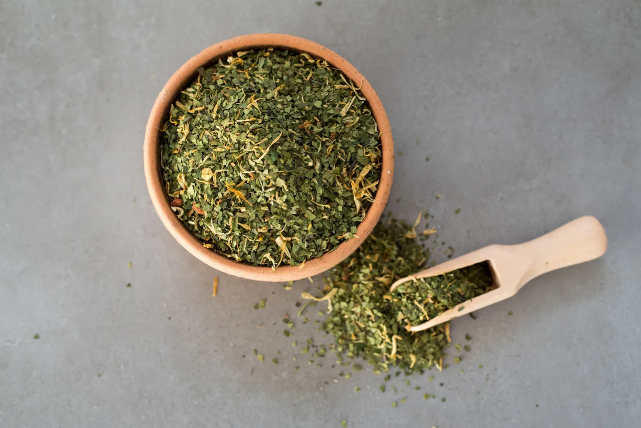 A erva mate é utilizada na preparação da infusão