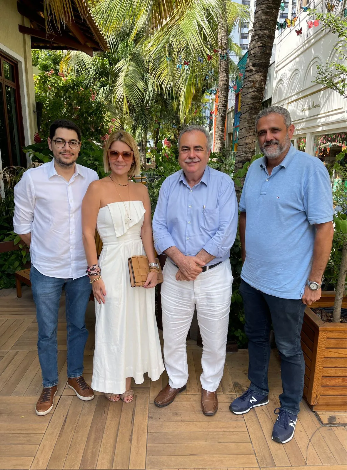 Erick Picanço (diretor comercial e de marketing do SVM), Jeritza Gurgel (colunista social da SiSi do SVM), Assis Cavalcante (Presidente do CDL) e André Verçosa (Kanguru Promoções)