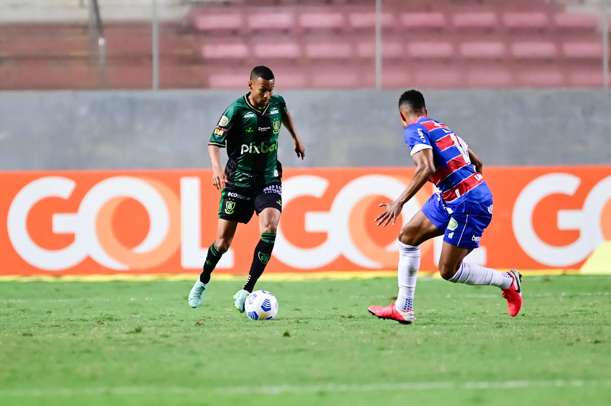 Ademir foi um dos destaques do Coelho no jogo