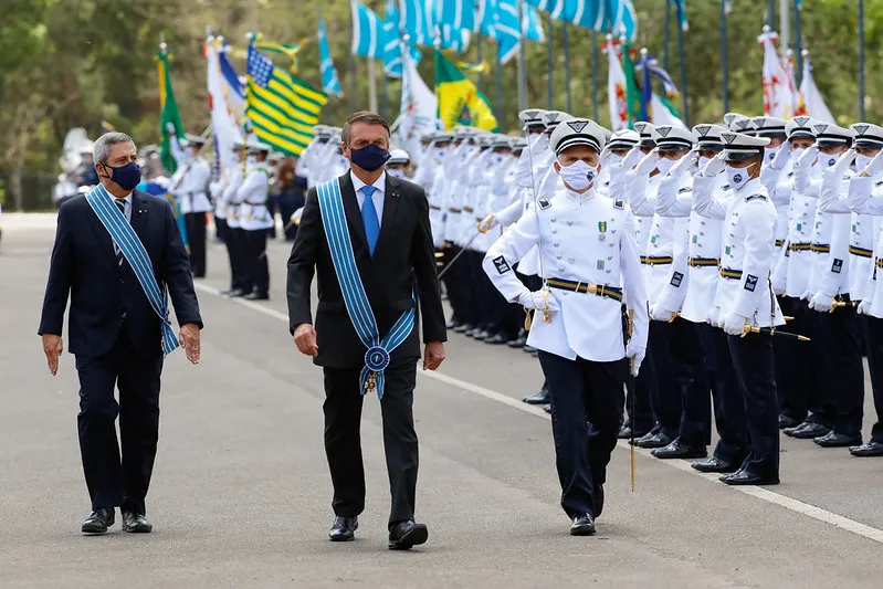 Além de ter como vice o general da reserva Hamilton Mourão, Bolsonaro nomeou oficiais também para cargos de ministro de Estado