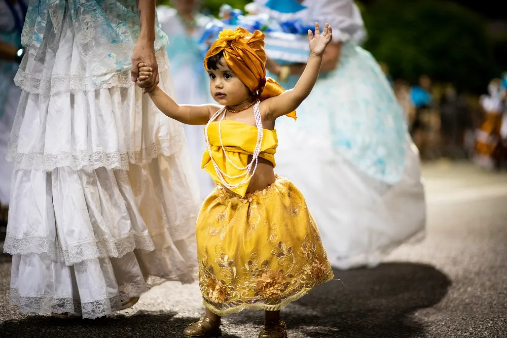 Os elementos tradicionais da cultura popular cearense revelam a contribuição histórica de figuras que se dedicaram a transmitir saberes culturais de primeira importância