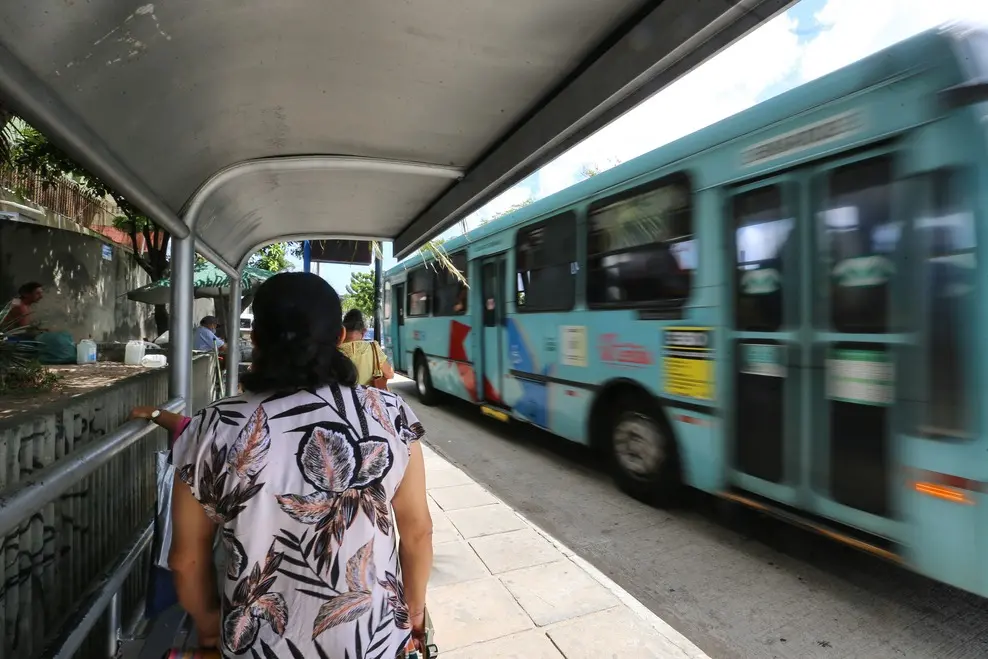 Imagem da notícia: O que fazer para o transporte público de Fortaleza voltar a atrair passageiros e ter qualidade?