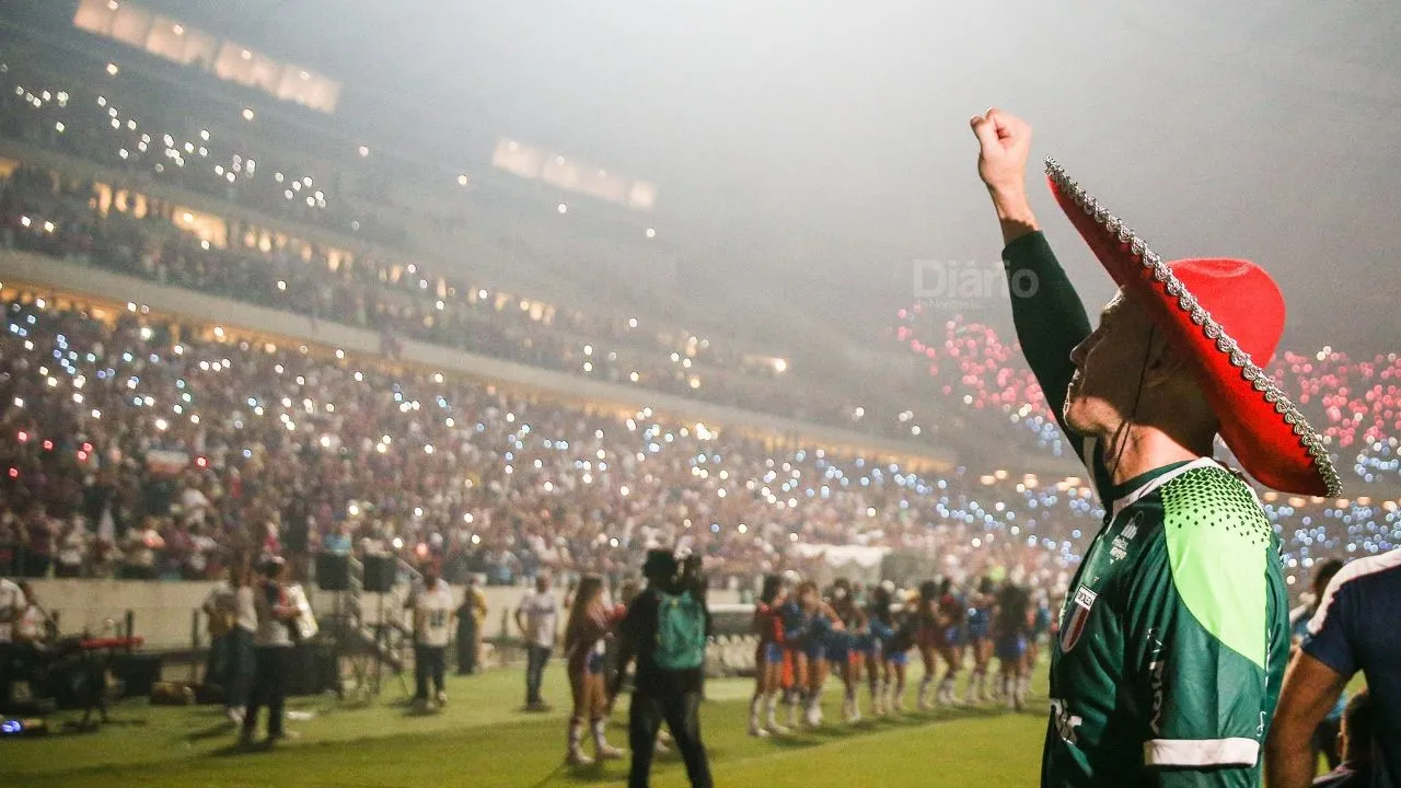 Ídolo do Fortaleza, Marcelo Boeck comemorou a vaga na Libertadores com a torcida