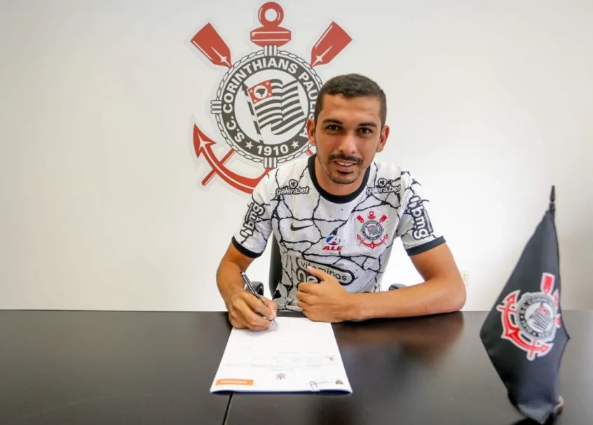 O lateral-esquerdo Bruno Melo foi emprestado ao Corinthians pelo Fortaleza