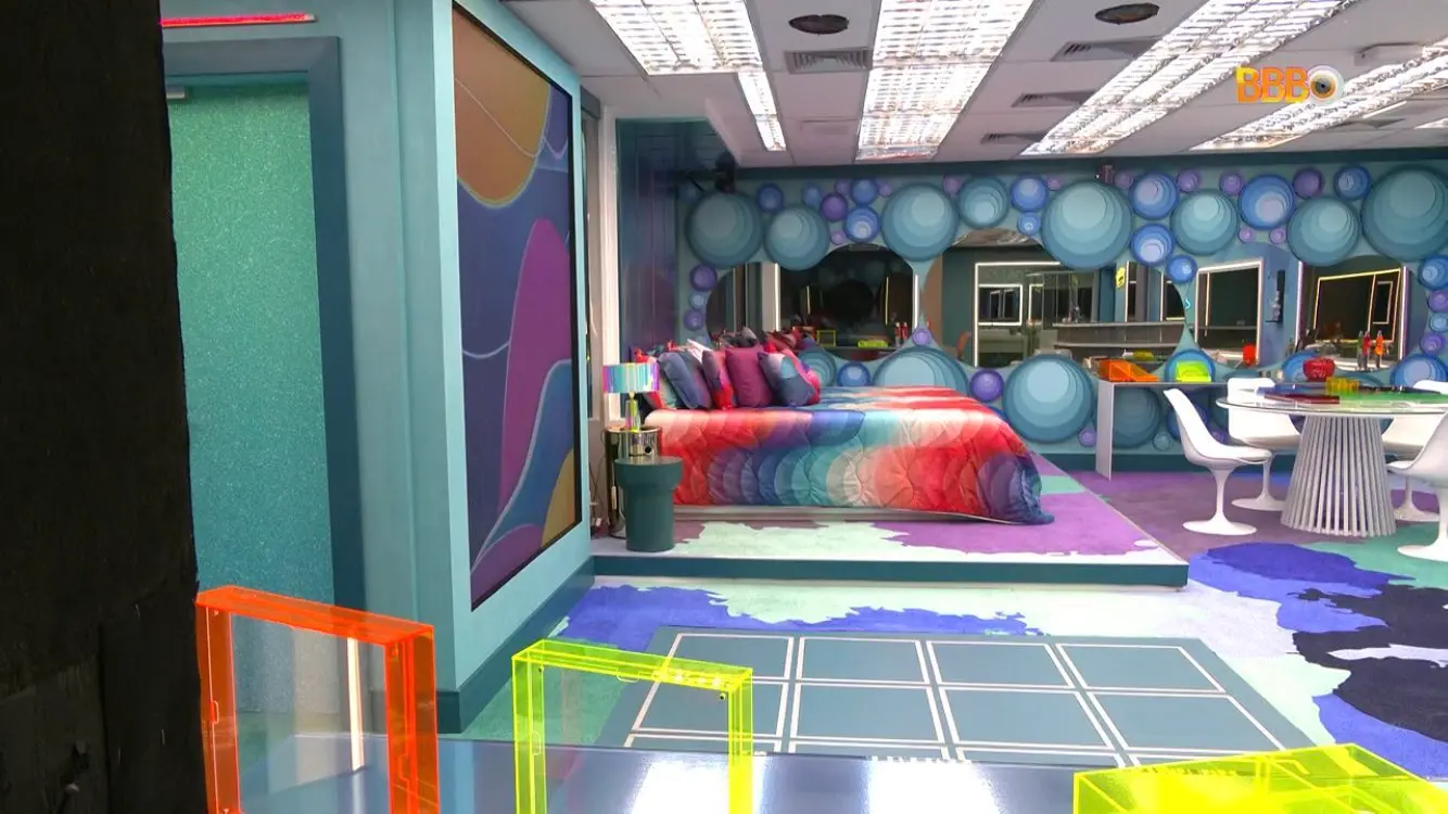 Imagem da notícia: Imagens do novo Quarto do Líder no BBB 22 vazam após falha de câmera; confira
