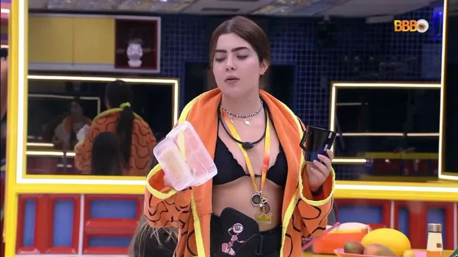 Jade Picon reclamou sobre a falta do queijo prato