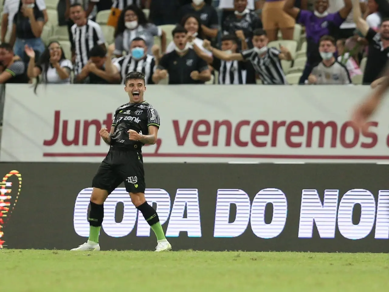 Imagem da notícia: Victor Luís também reforçará o Ceará contra o General Caballero; veja lista de retornos