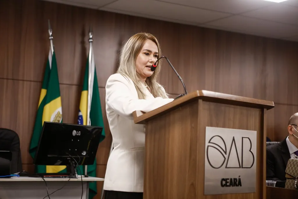 Maria Darlene Braga Araújo Monteiro integra lista sêxtupla da OAB-CE