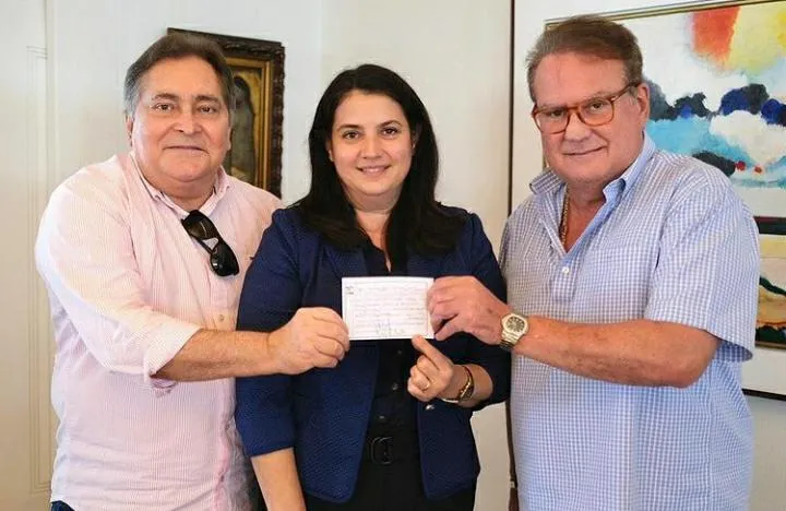 A vereadora de Fortaleza Cláudia Gomes também passa a integrar o PSDB